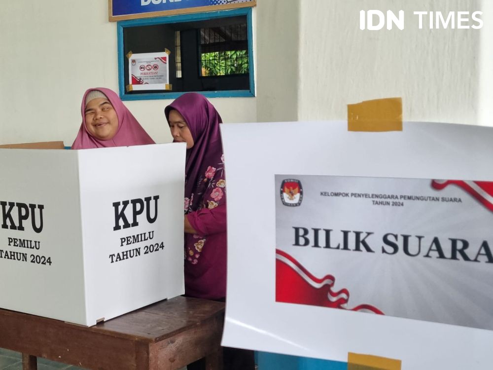 Pemilih Disabilitas di Palembang Keluhkan Tak Ada Alat Bantu