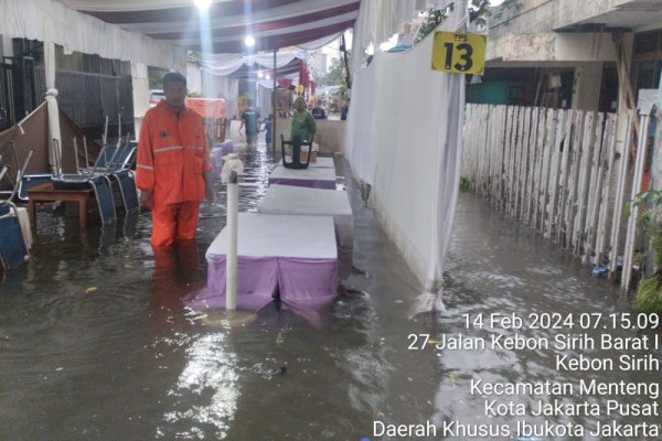 KPU: TPS yang Terlambat Buka Imbas Banjir, Tetap Beroperasi 6 Jam