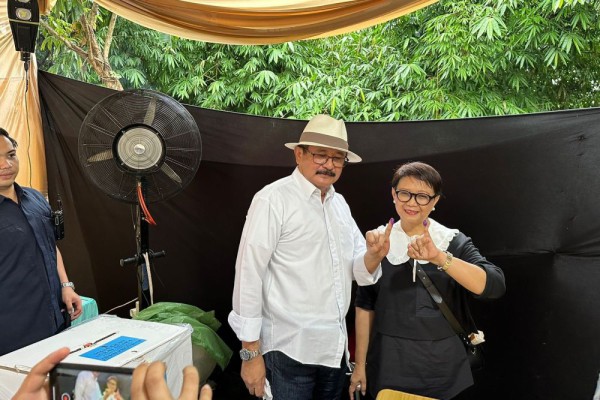 Menlu Retno Marsudi Sudah Nyoblos di TPS 156 Depok