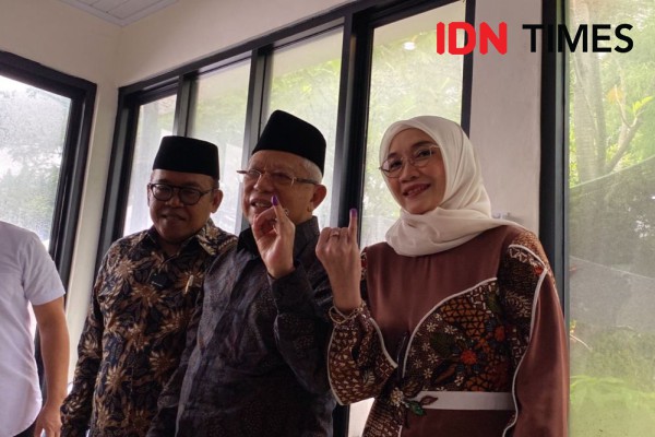 Ma'ruf Amin Pilih Nonton Quick Count di Rumah