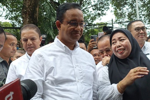 Anies-Cak Imin Tinggalkan Posko Pemenangan AMIN
