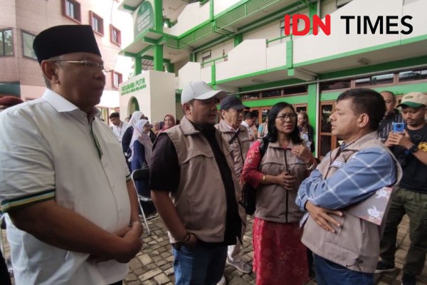 Komisioner KPU Sambangi TPS Khusus di Ponpes Takhasus IIQ Banten