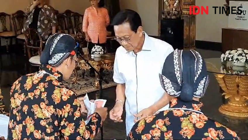 Sultan dan Menko Polhukam Tak Bahas Wacana Pertemuan Mega-Jokowi