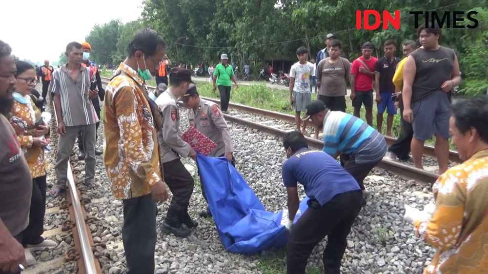 Pedagang Sayur di Ngawi Tewas Tertabrak Kereta Api Sancaka