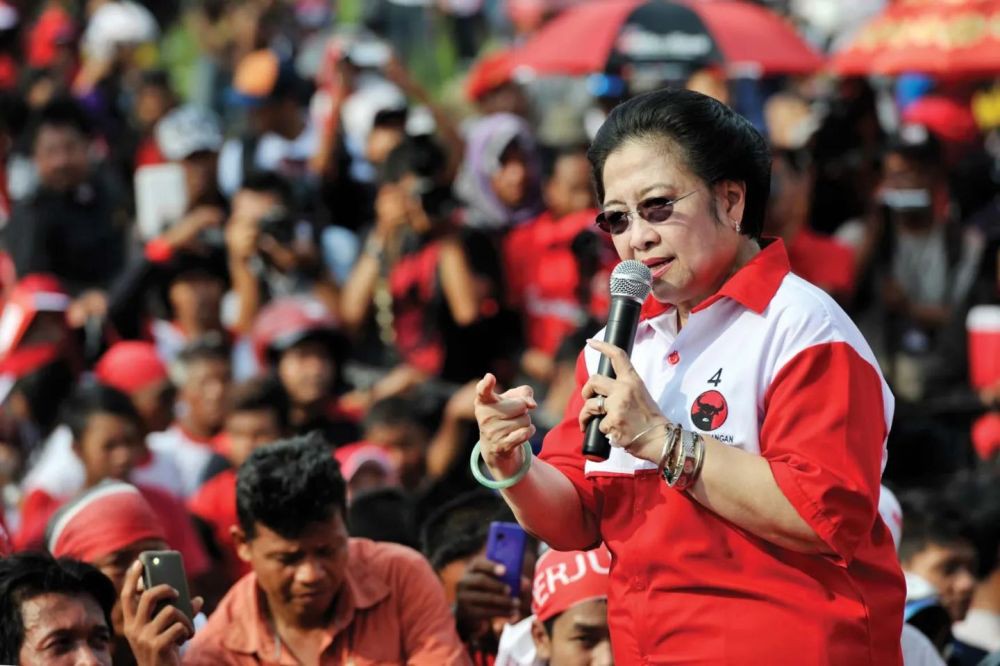 Ganjar Pranowo Perkirakan PDIP Bakal di Luar Pemerintahan Prabowo