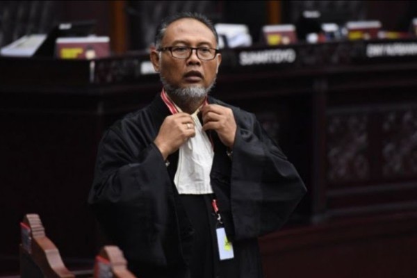 Hakim MK Ancam Usir BW dari Ruang Sidang Gegara Hal Ini