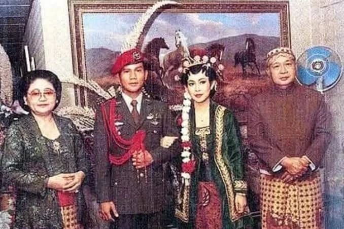 15 Potret Lawas Pernikahan Titiek Soeharto Dan Prabowo