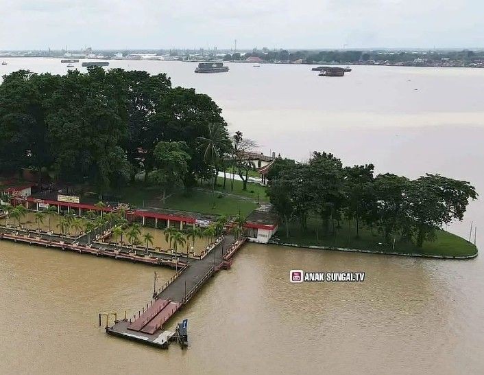 Ratusan Polairud Jaga di Sungai Musi Saat Perayaan Cap Go Meh