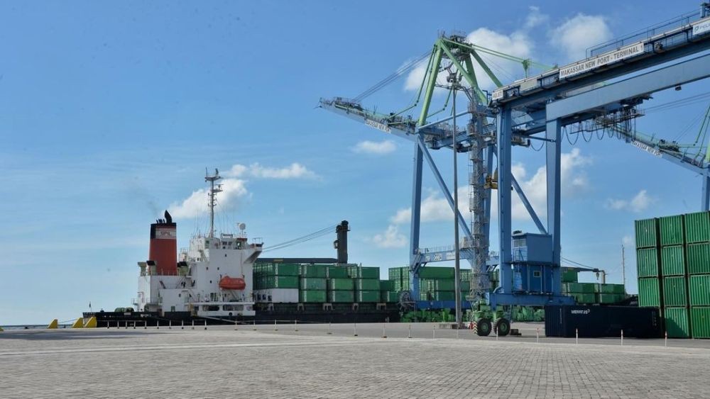 Jokowi Resmikan Makassar New Port, Singgung Biaya Logistik