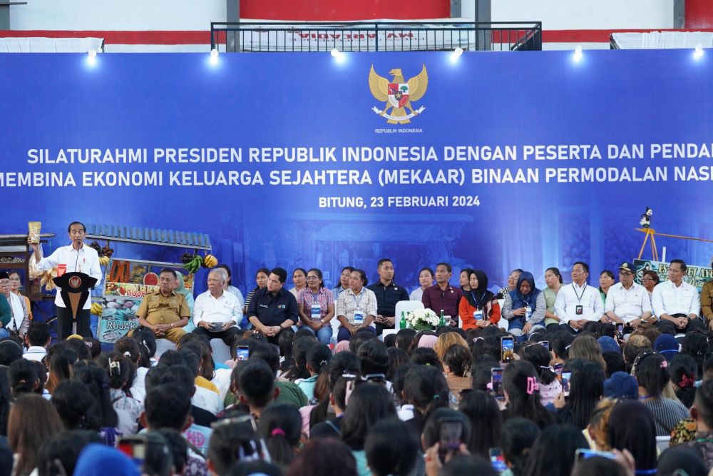 Jokowi Salurkan Langsung Bantuan Beras di Bitung Sulawesi Utara