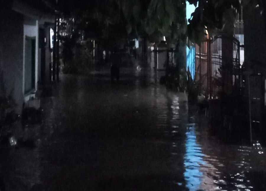 Banjir Bandar Lampung, Bayi Usia 3 Bulan dan Lansia Dievakuasi