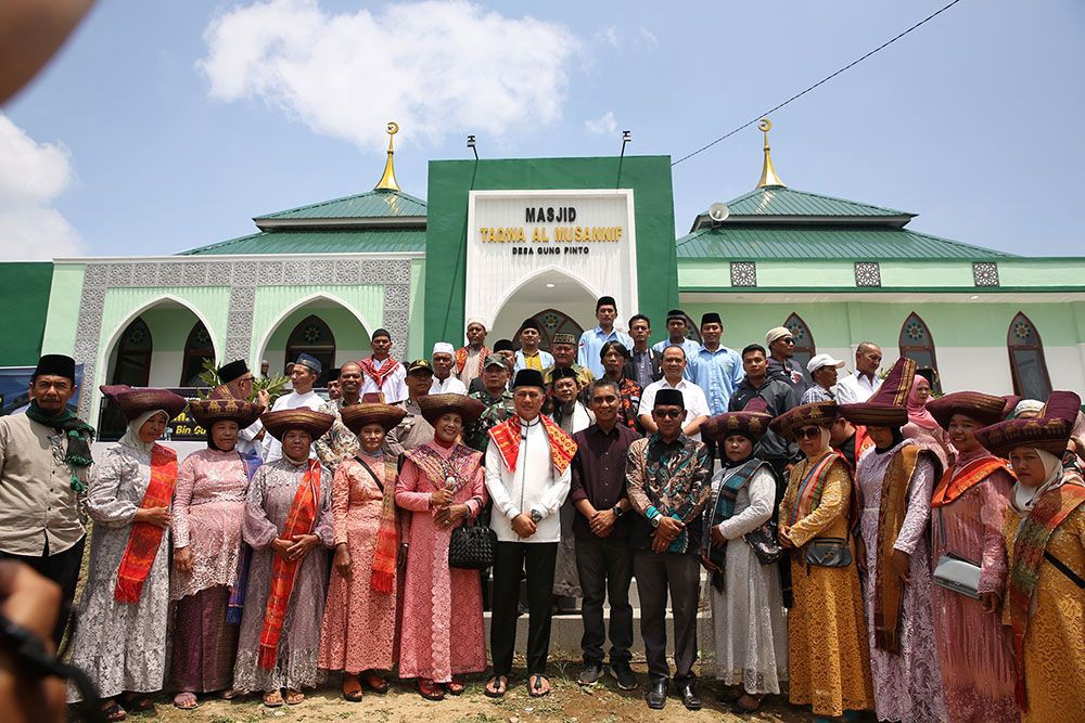 Ijeck Resmikan Masjid Al Musannif Ke-43 di Gung Pinto Karo