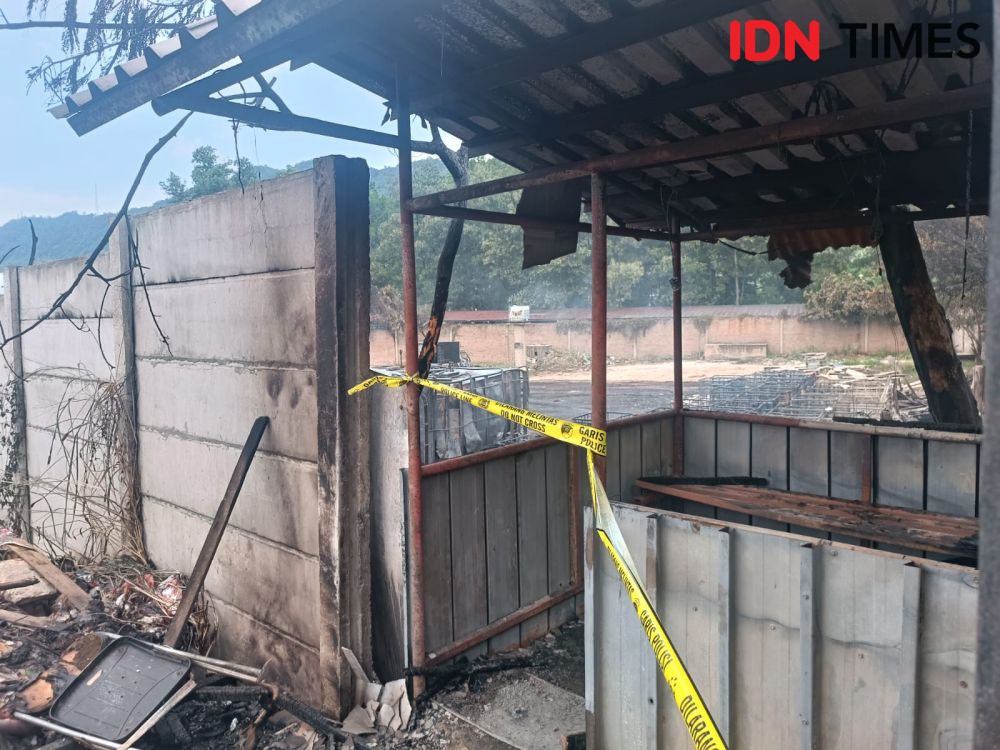Pertamina Klaim Tak Terkait Insiden Kebakaran Gudang BBM di Lampung