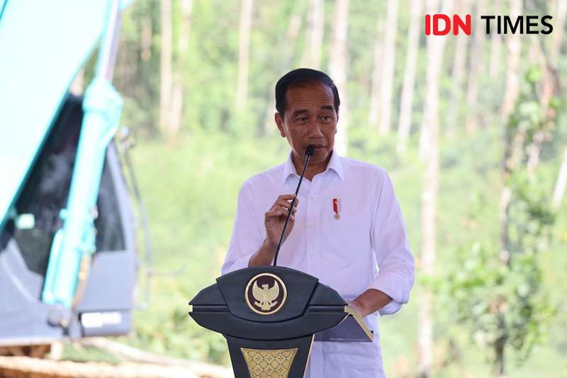Spanduk Tumbangkan Rezim di Palembang Muncul Jelang Kedatangan Jokowi