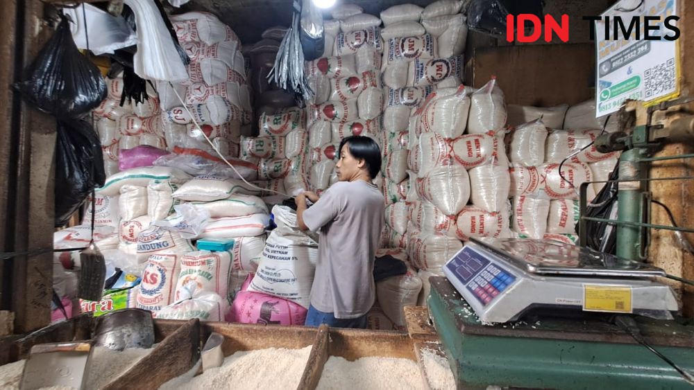 Harga Beras di Kota Bandung Masih Tinggi, Pedagang Bingung