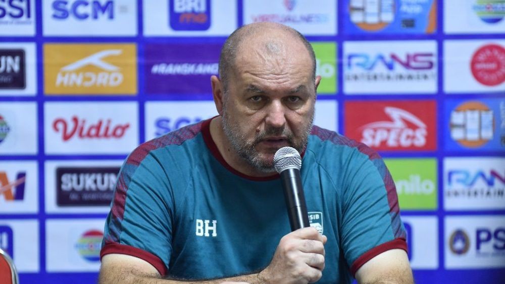 Coach Bojan Ingin VAR Segera Diterapkan untuk BRI Liga 1