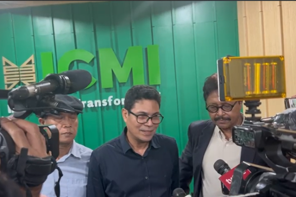 Faizal Assegaf Desak Anies dan Ganjar Segera Ambil Sikap Politik