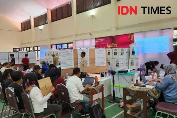 KPU Bekasi Gelar Rekapitulasi Ulang Gegara Ada Penggelembungan Suara