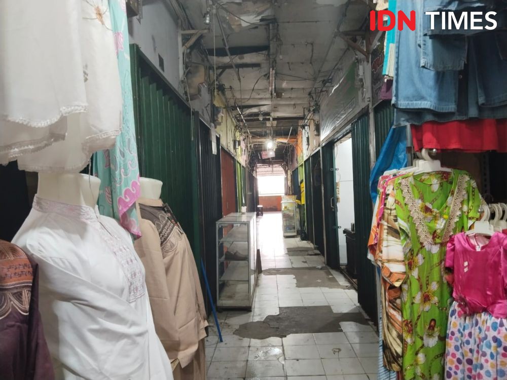 Pasar 16 Ilir Palembang Disegel, Pedagang Mengeluh Tak Bisa Berjualan
