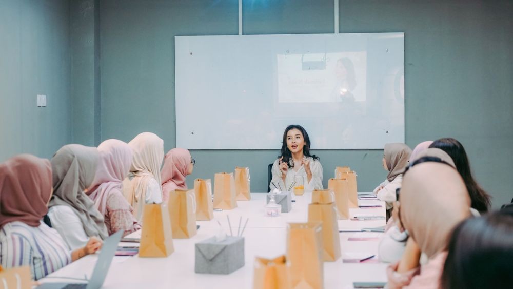Perempuan Berdaya, Indonesia Maju: Semangat Womenpreneur HIPMI Bandung