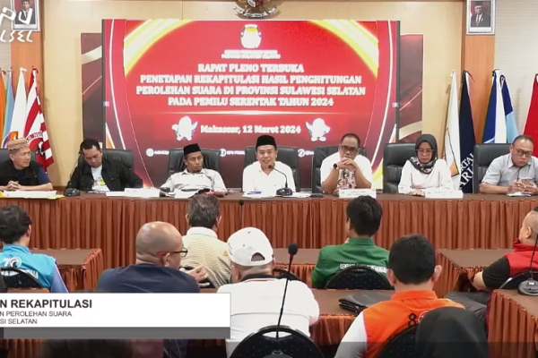 Pleno Pengumuman Hasil Pemilu Tiba-tiba Diskors, KPU: Ada Perbaikan