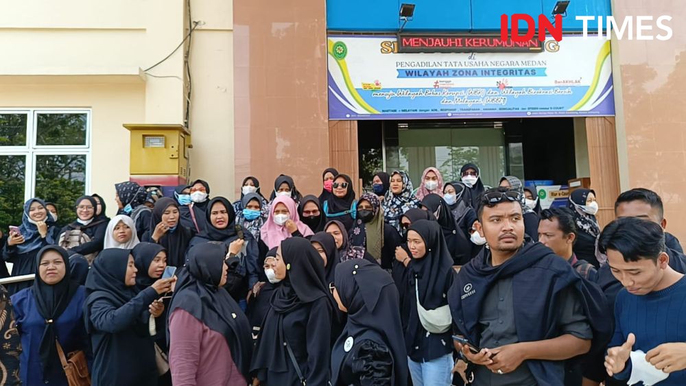 Dicurangi, 100 lebih Guru Peserta PPPK Langkat Geruduk PTUN Medan