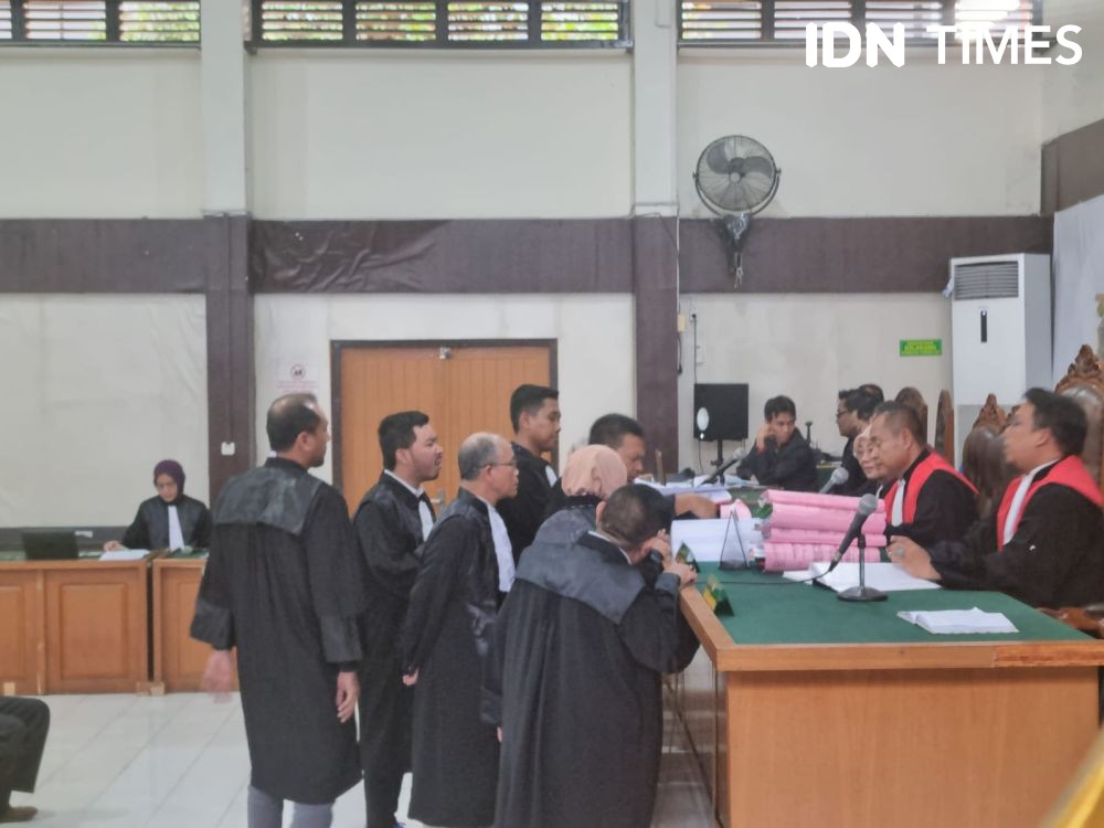 Mantan Dirut PTBA Dituntut 19 Tahun Penjara Kasus Akuisisi Saham