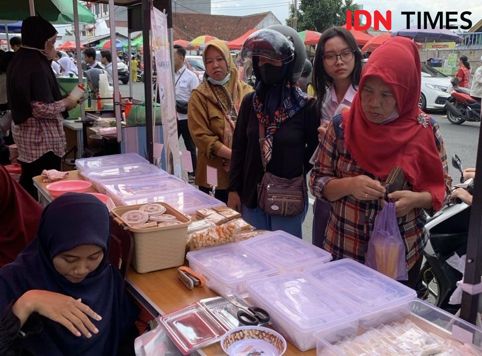 Tak Hanya Medsos, Nonis Buru Takjil juga Hype  di Bandar Lampung