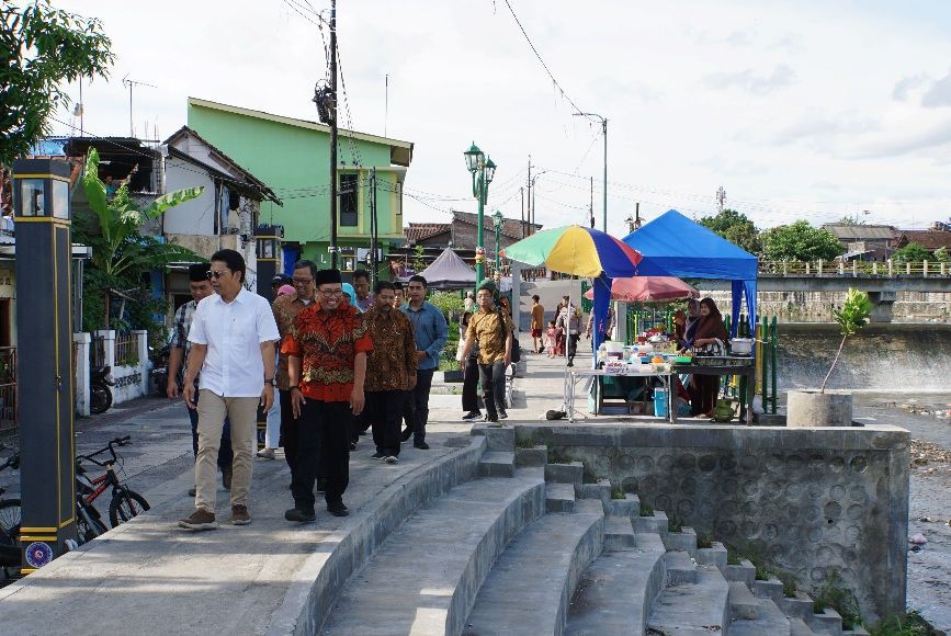 Pemkot Yogyakarta Ubah Pinggiran Sungai Code Jadi Taman