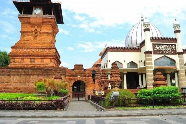 8 Wilayah yang Dijuluki Kota Santri, Cocok untuk Wisata Religi