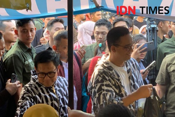 Jelang Pengumuman Pilpres, Anies dan Cak Imin 'War' Takjil di Benhil