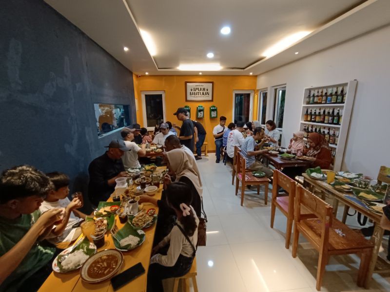 Cicipi 5 Kuliner Rumahan di Bandung, Cocok untuk Buka Bersama Loh!