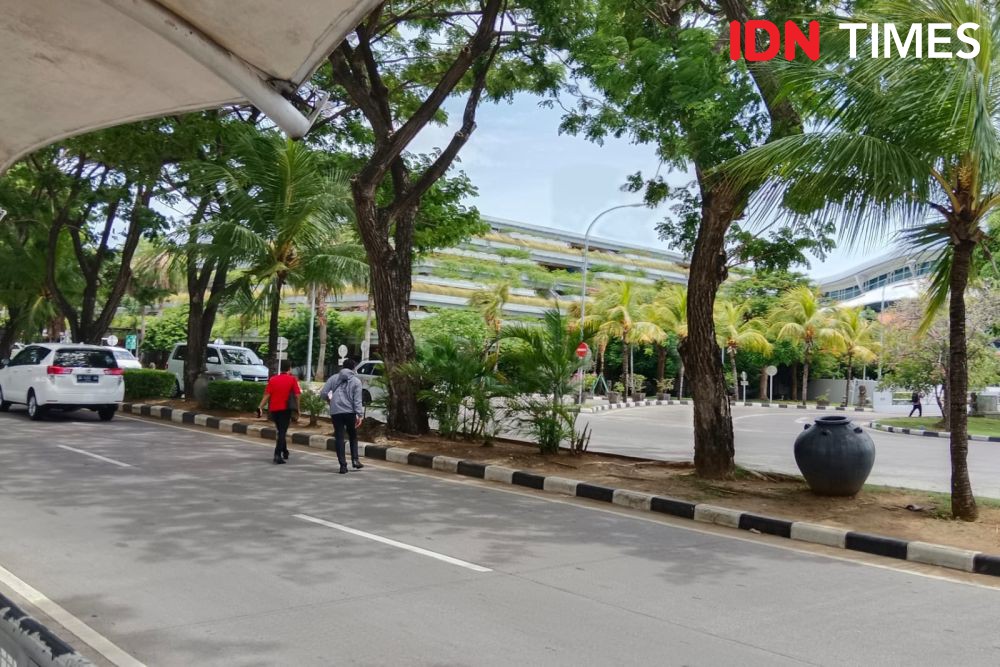 Bawa Parang ke Area Bandara Ngurah Rai, Sopir Ditangkap Petugas
