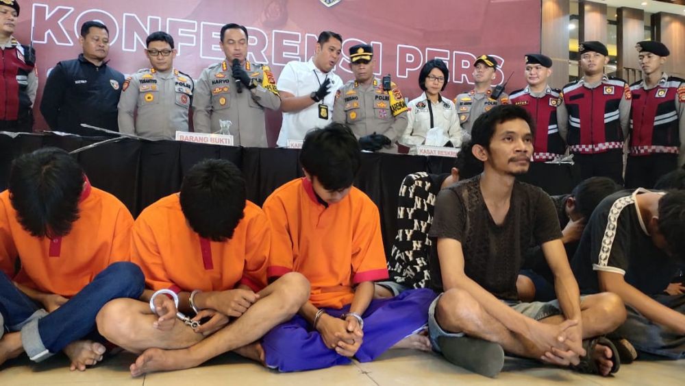13 Pemuda Palembang Hendak Tawuran Ditangkap, Polisi Sita Molotov