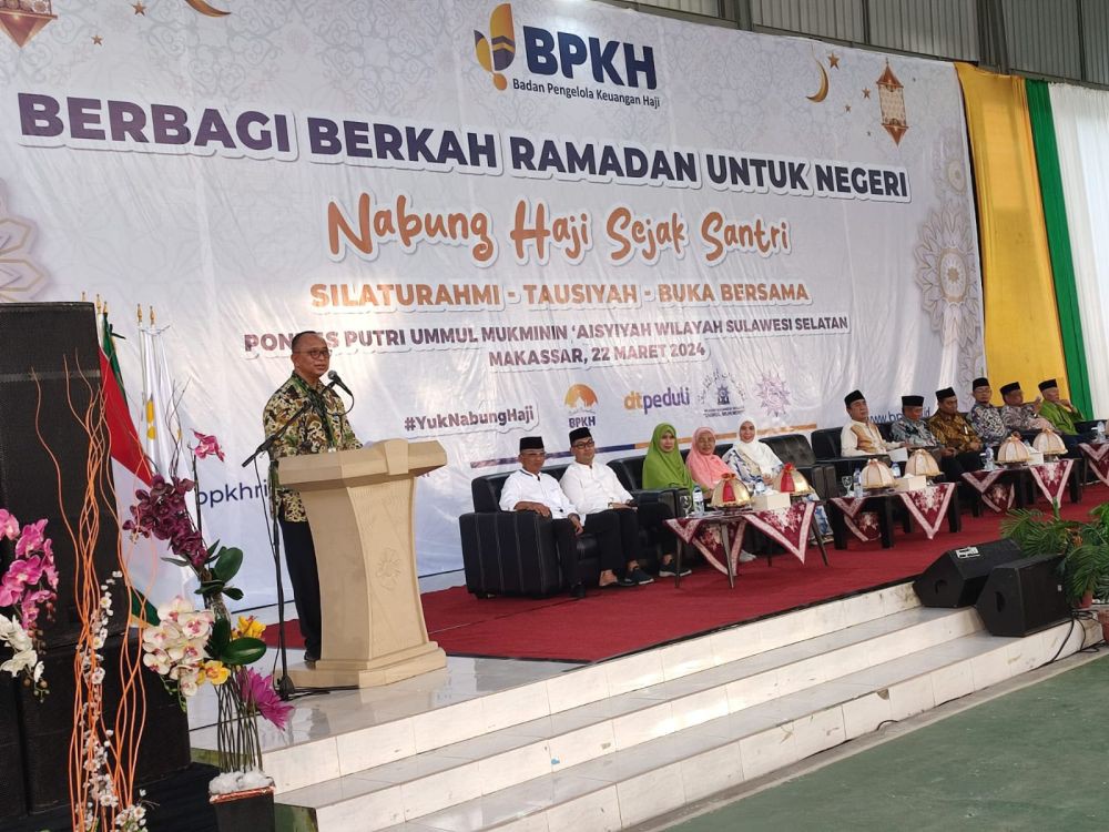 Antrean Panjang, BPKH Ajak Santri di Makassar Menabung Haji