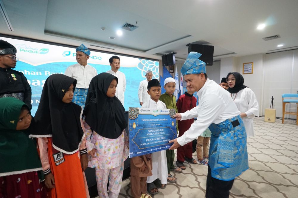 Berbagi Ramadan 2024, Pelindo Santuni Anak Yatim dan Bagi Sembako