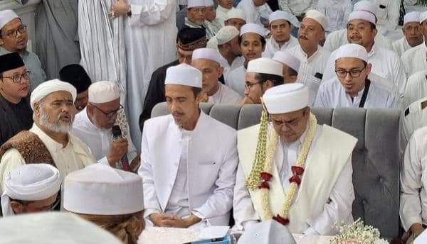 Siapa Syarifah Mona Hasina Alaydrus Istri Baru Rizieq Shihab