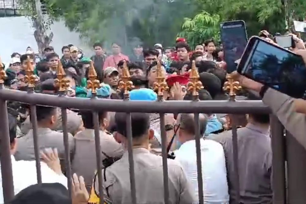 Aksi Soal Kriminalitas di Medan, Mahasiswa Bentrok dengan Polisi