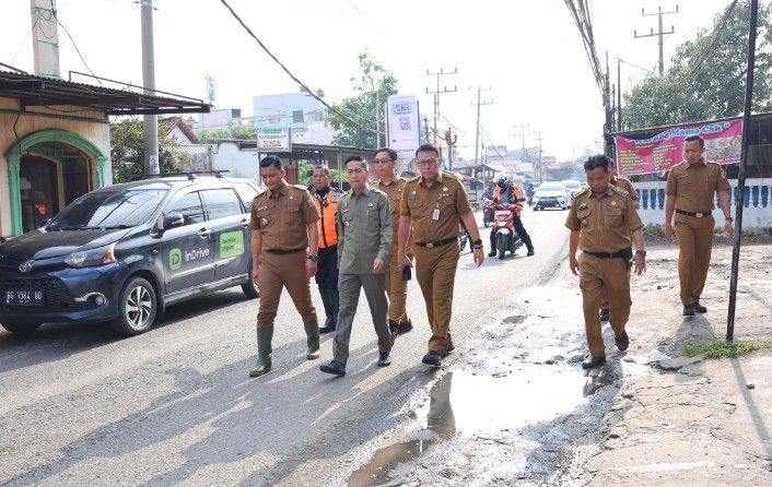 Pemkot Janjikan Perbaikan Semua Jalan di Palembang Usai Lebaran
