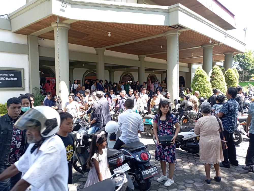 Amankan Ibadah Paskah, 500 Polisi Diterjunkan Jaga Gereja di Mataram