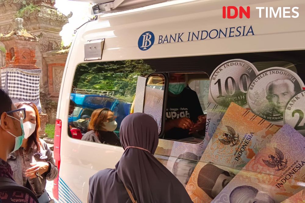 Penukaran Uang di Denpasar Dibatasi 1.200 orang