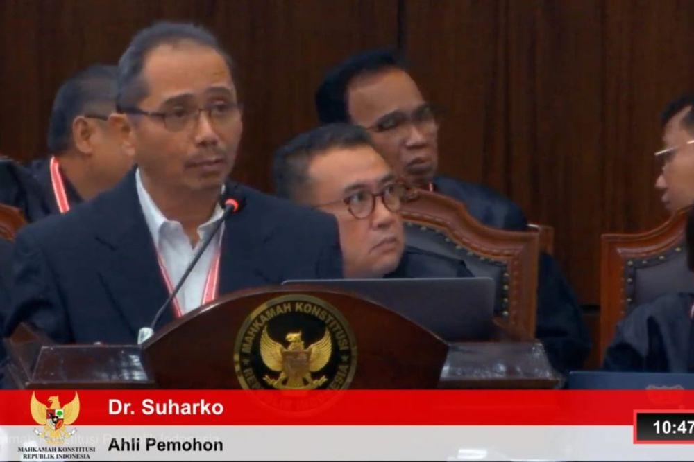 Soal Sidang Mk Maruf Amin Hanya Panas Di Dalam