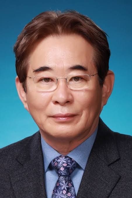 Biodata Of Song Min Hyung, Sky Castle Actor Dies At Age 70