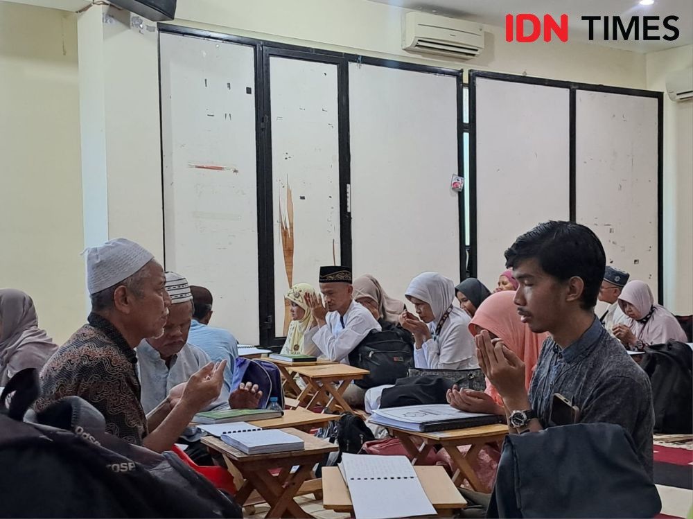 Cerita Ramadan: Indra Para 'Penjaga' Alquran