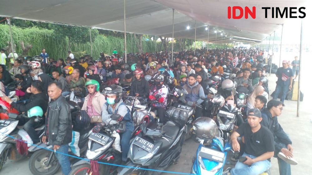 Kapolda Lampung Klaim Situasi Lalu Lintas ke Bakauheni Zona Hijau