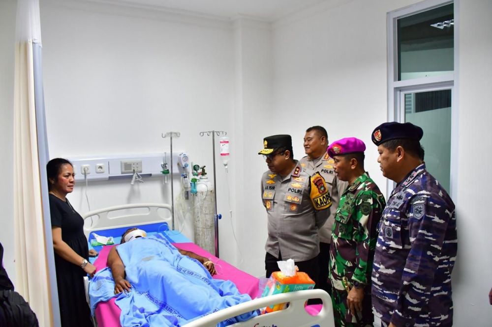 Bentrokan Tni Al Dan Brimob Di Sorong Berakhir Damai