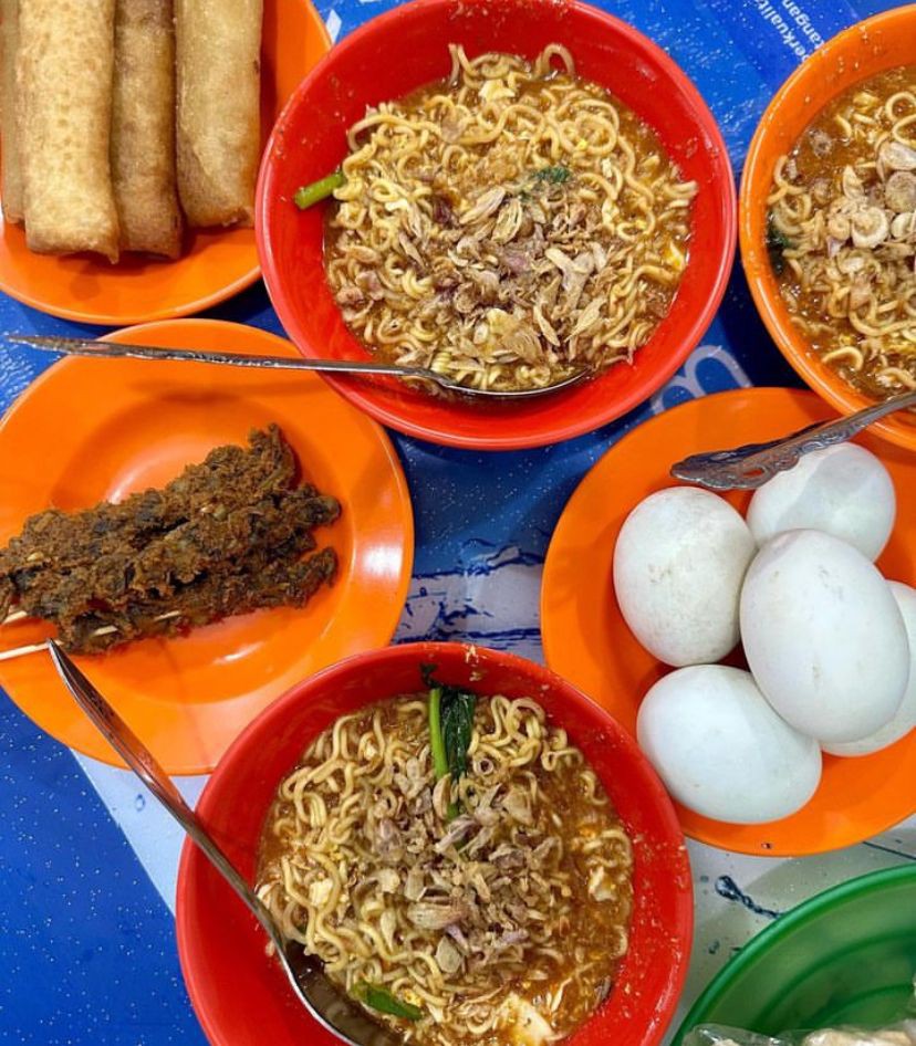 7 Kuliner Populer Medan di Sekitar Istana Maimun dan Masjid Raya