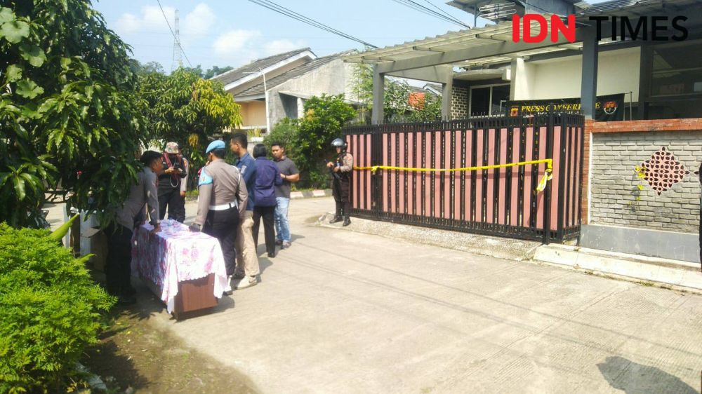 Mayat Dikubur Dalam Rumah di KBB Korban Pembunuhan, Pelaku Ditangkap