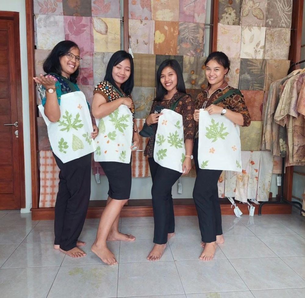 Cerita Kartini Modern Lampung Dibalik Bisnis Fashion Ramah Lingkungan