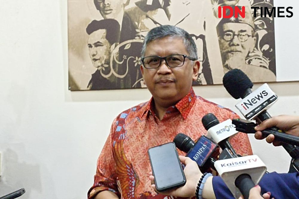 Ganjar Pranowo Perkirakan PDIP Bakal di Luar Pemerintahan Prabowo